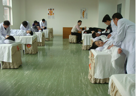 鄭州足療技師培訓學校學習環(huán)境